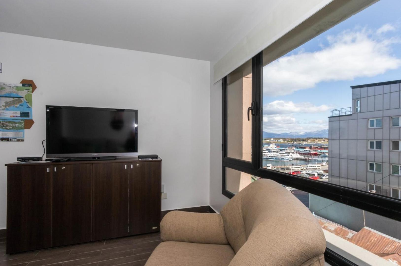 - Rivadavia 3j Apartment *