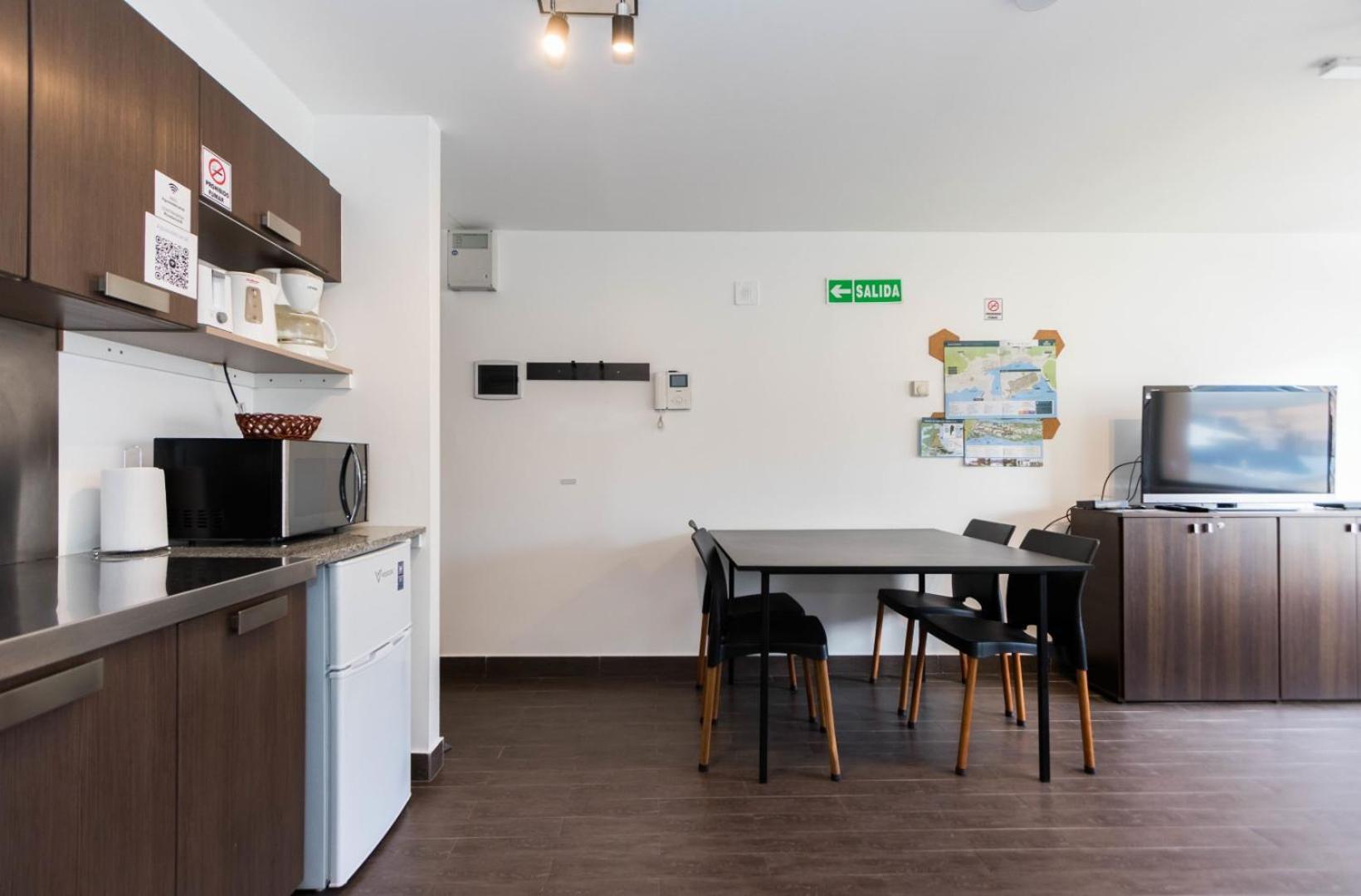 - Rivadavia 3j Apartment